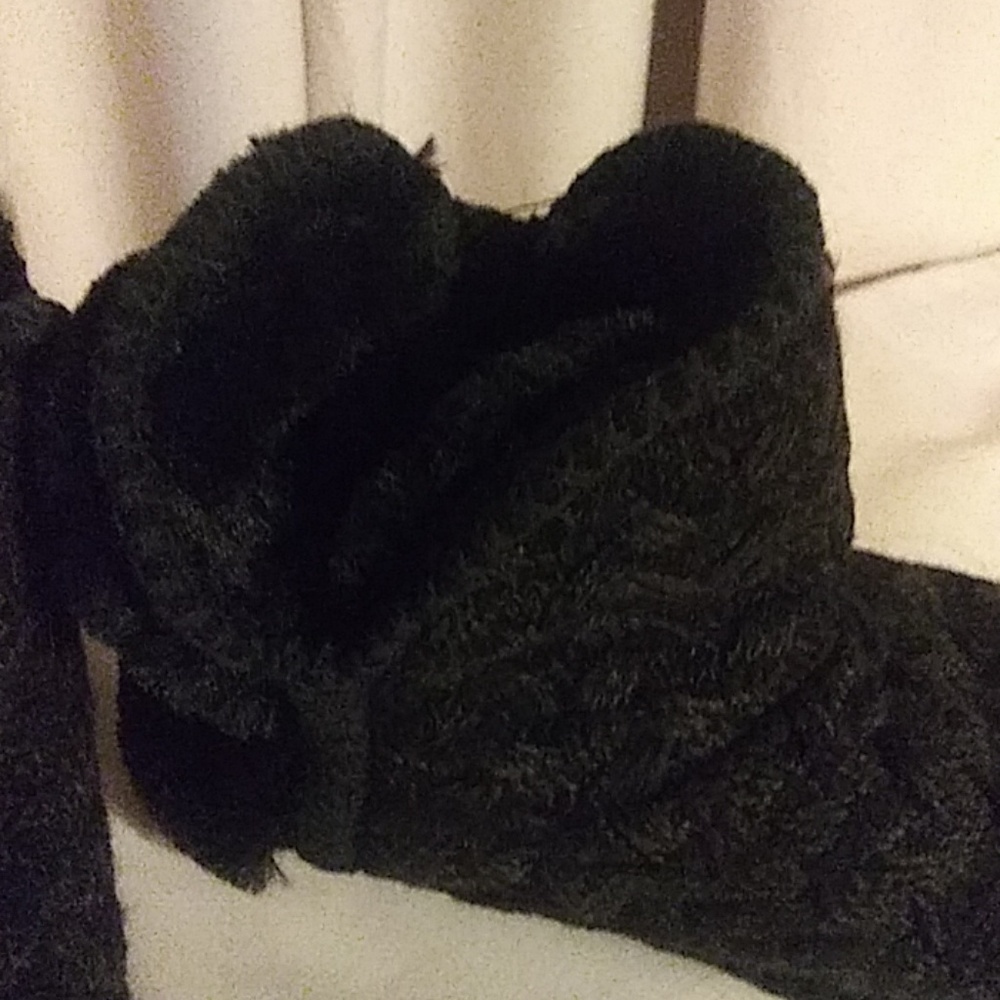 Booties - Picture 4 of 4